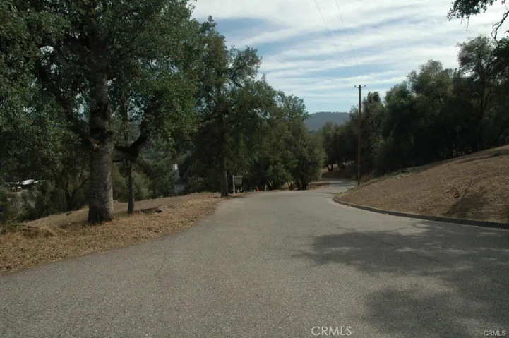 40159 Old Stonegate Court, Oakhurst, California 93644