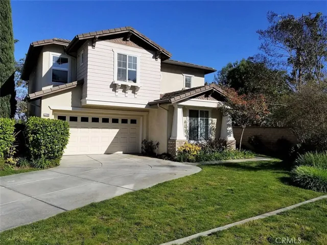 2200 Jeans Court, Signal Hill, California 90755