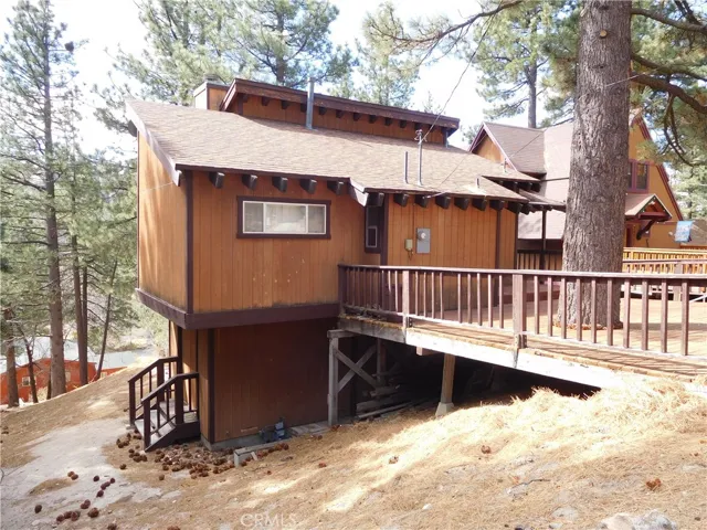 33211 Juniper Lane, Green Valley Lake, California 92341