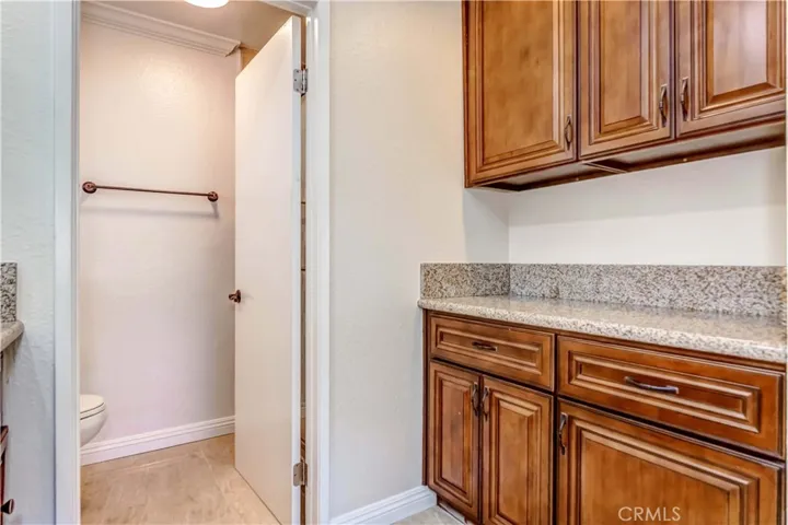 Master bathroom, extra storages