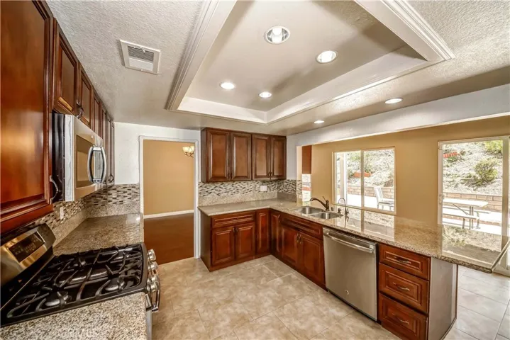Lots of cabinet spaces