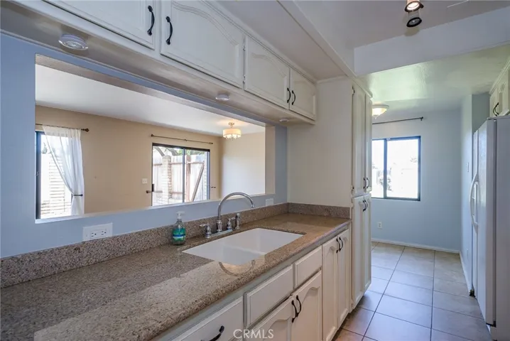 497 E Newlove Drive H, Santa Maria, California 93454