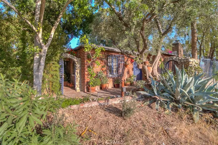 850 Sobrecolinas, Pomona, California 91768