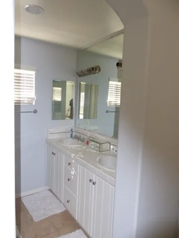 Dual basins in master bath