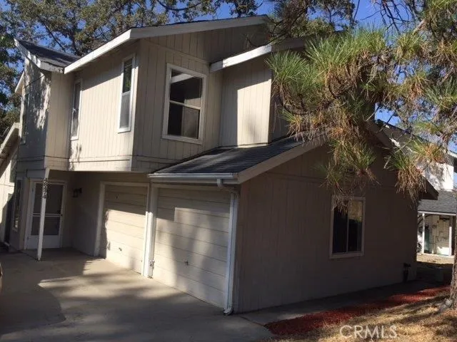 48474 Woodbend Lane, Oakhurst, California 93644