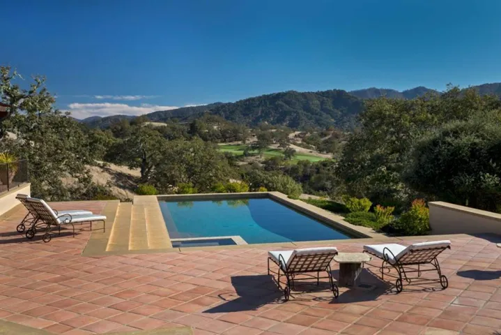 2 Touche, Carmel, California 93923