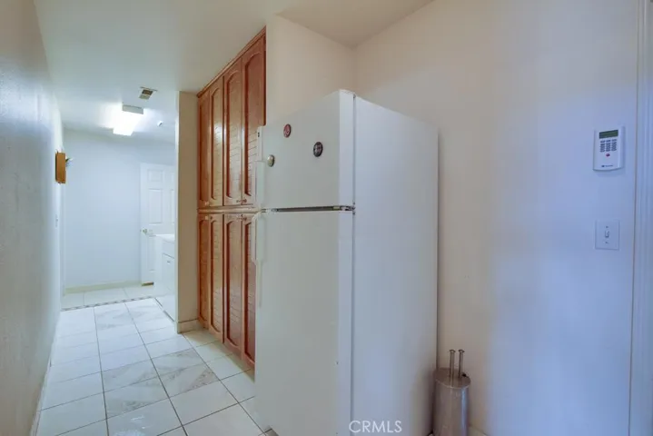 2420 Foxglove Way, Madera, California 93637