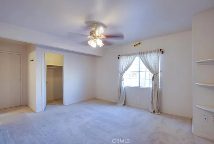 2420 Foxglove Way, Madera, California 93637