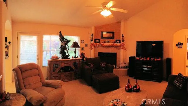 1019 Mainberry Drive, Madera, California 93637
