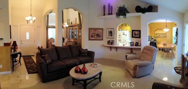 1019 Mainberry Drive, Madera, California 93637