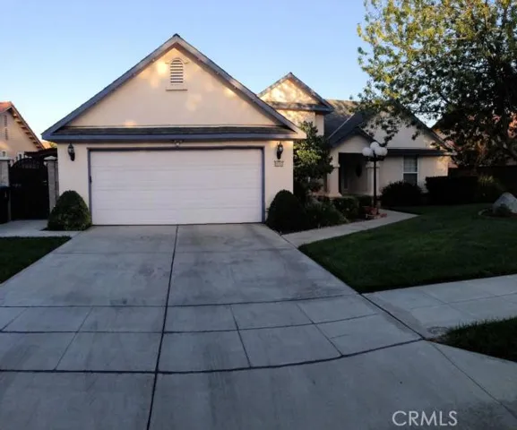 1019 Mainberry Drive, Madera, California 93637