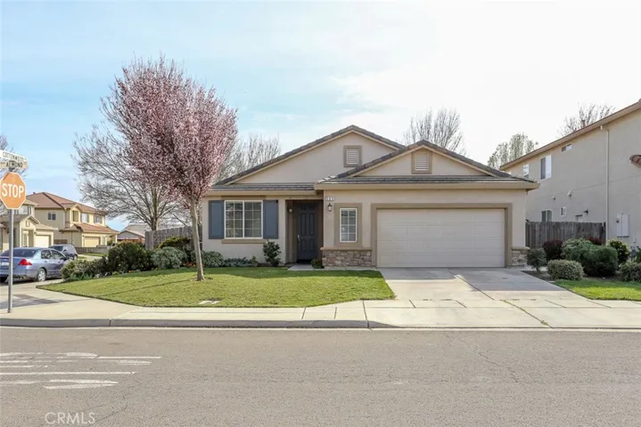 593 Almond, Chowchilla, California 93610