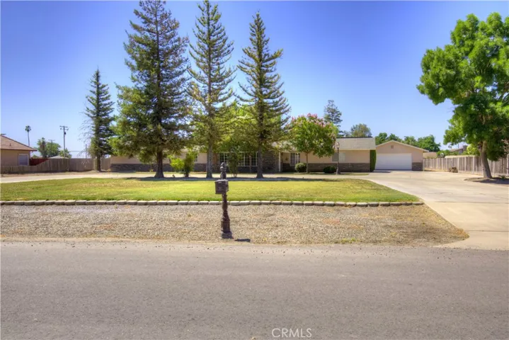 14140 Lindy Lane, Chowchilla, California 93610