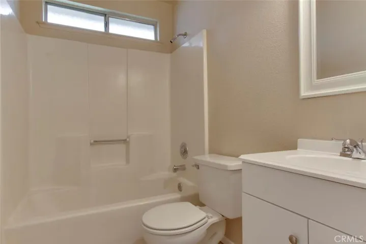 17808 Rodeo Drive, Madera, California 93638