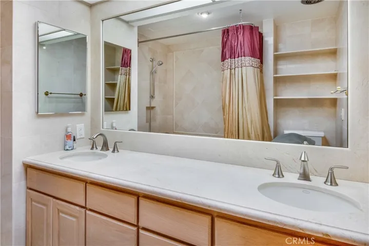 1951 Rolling Vista Drive 44, Lomita, California 90717