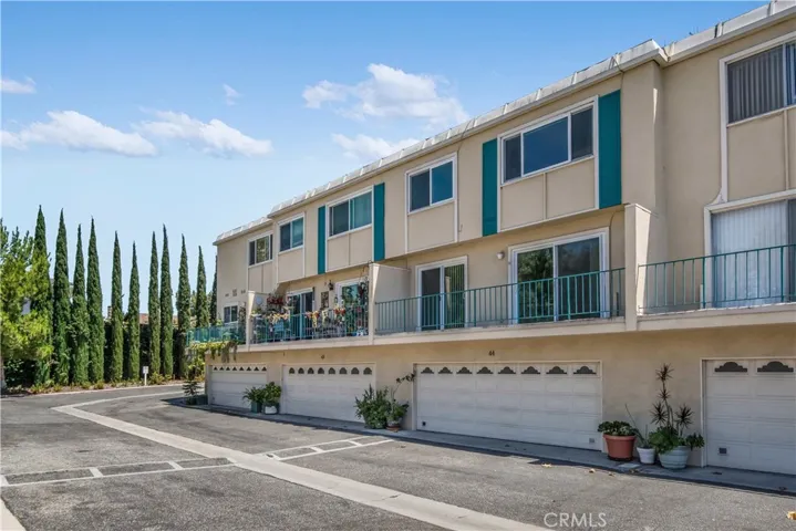 1951 Rolling Vista Drive 44, Lomita, California 90717