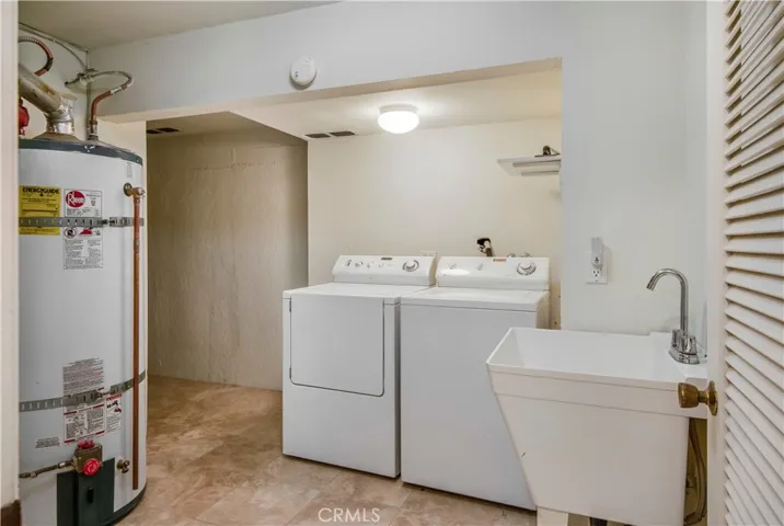 1951 Rolling Vista Drive 44, Lomita, California 90717