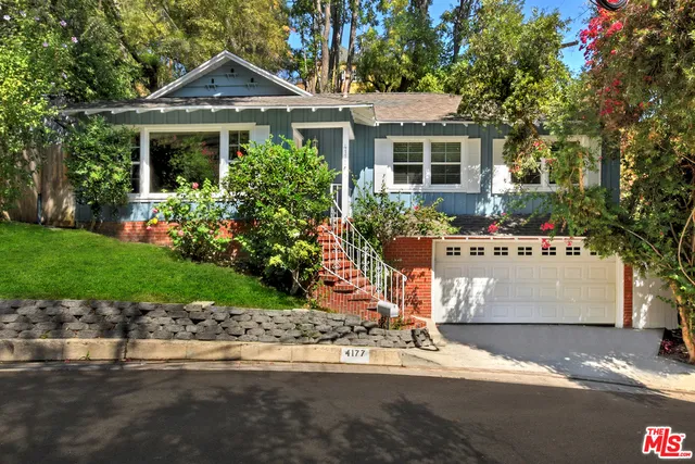 4177 Knobhill Drive, Sherman Oaks, California 91403