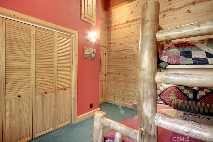 943 Antelope Mountain Drive, Big Bear, California 92314