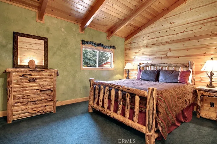 943 Antelope Mountain Drive, Big Bear, California 92314