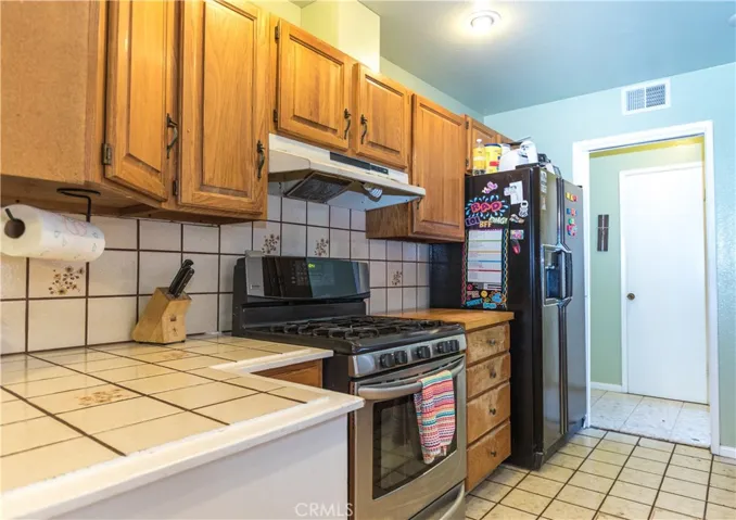 7690 Hershey Drive, Buena Park, California 90620