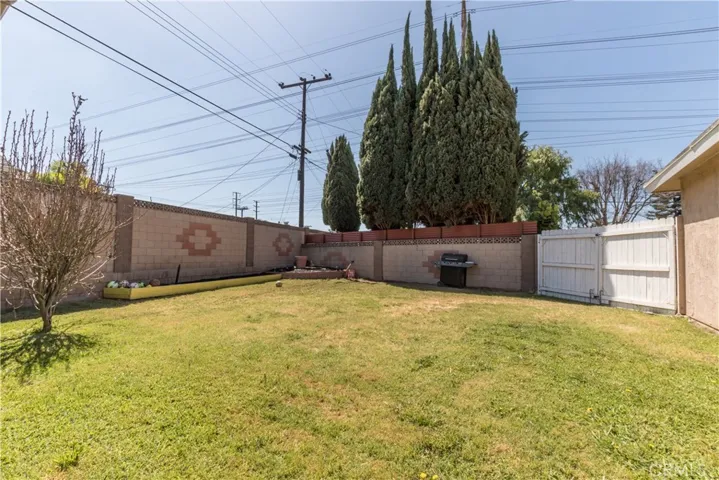 7690 Hershey Drive, Buena Park, California 90620