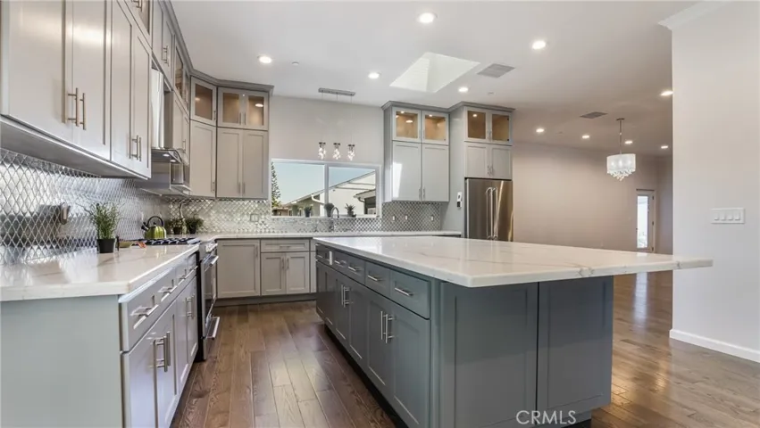 5102 E Peabody Street, Long Beach, California 90808