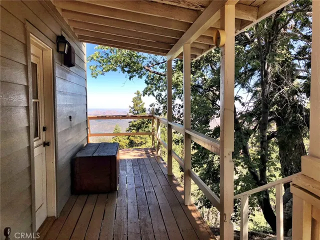 WRAP AROUND DECK-MAIN LEVEL