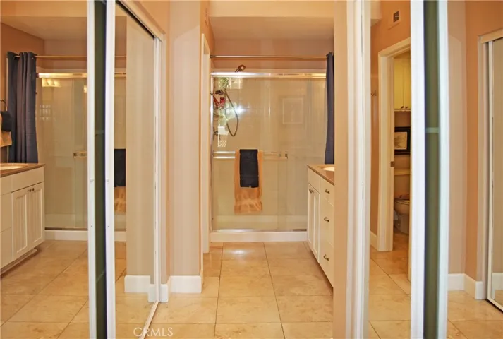 19351 Sunray Lane 203, Huntington Beach, California 92648