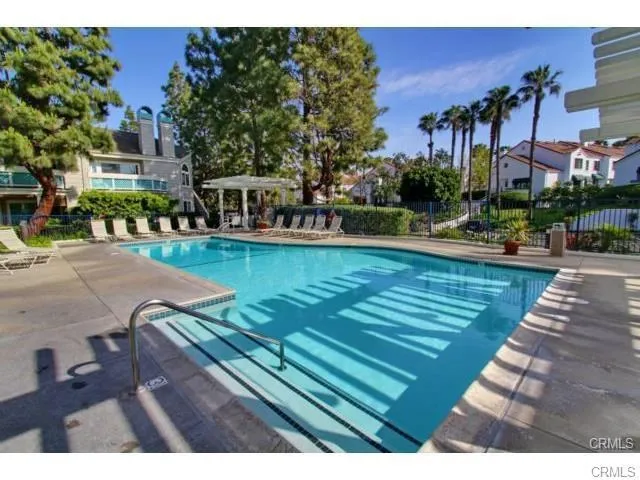 19351 Sunray Lane 203, Huntington Beach, California 92648