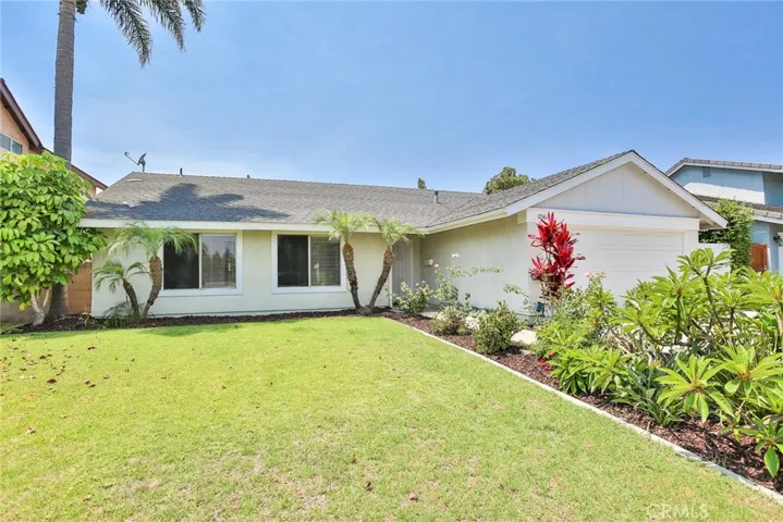 17561 Collins Circle, Huntington Beach, California 92647