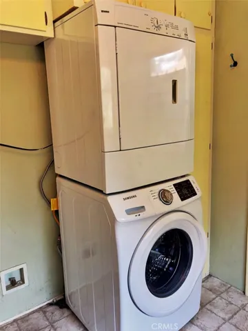 STACK UNIT IN KITCHEN