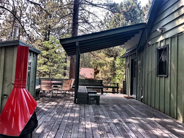WRAP AROUND DECK