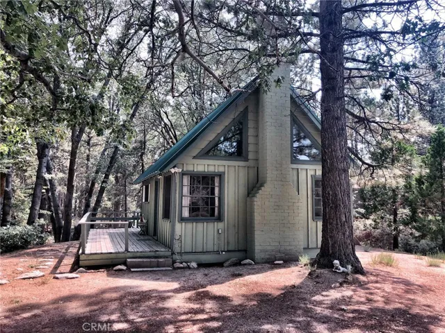 EXTERIOR WEST SIDE VIEW