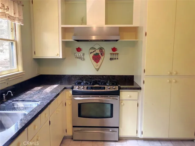 508 Spring Lane, Green Valley Lake, California 92341