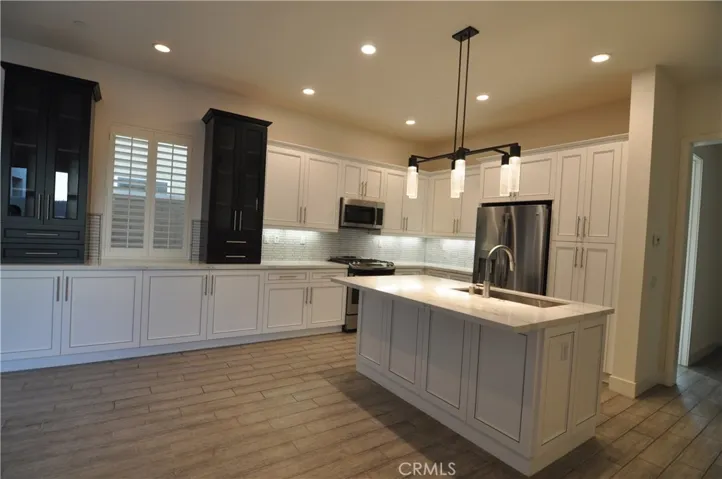 222 Follyhatch, Irvine, California 92618