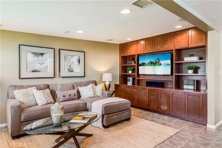6914 Brookford Drive, Rancho Palos Verdes, California 90275