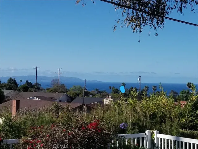 Catalina and Ocean Views from major rooms