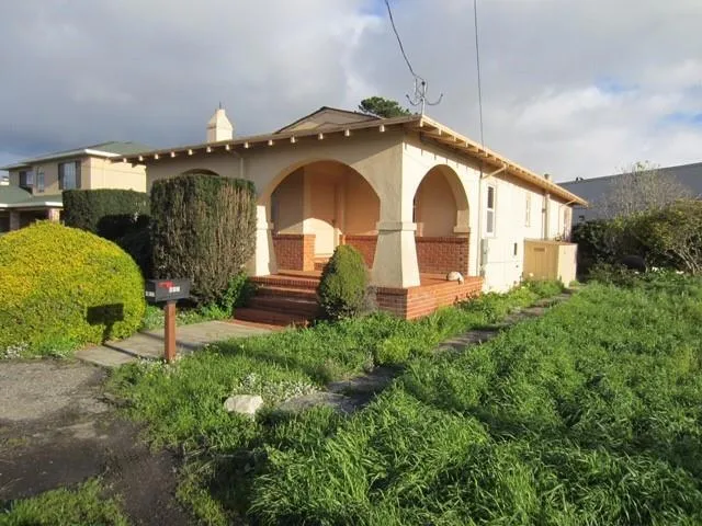 417 Belleville Boulevard, Half Moon Bay, California 94019