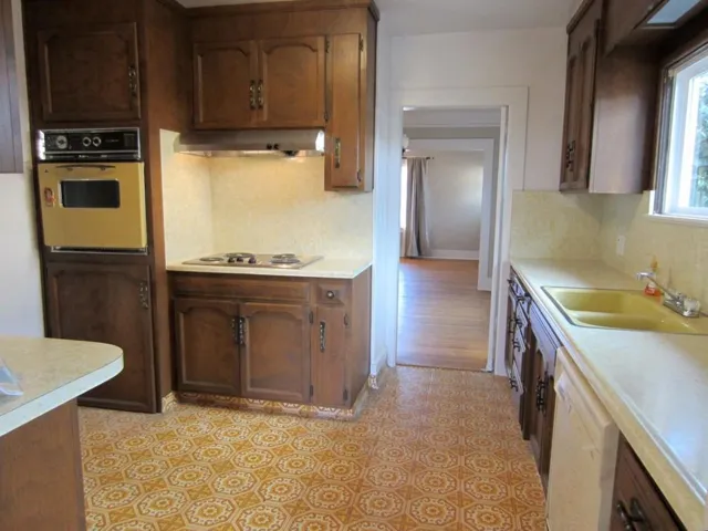 417 Belleville Boulevard, Half Moon Bay, California 94019