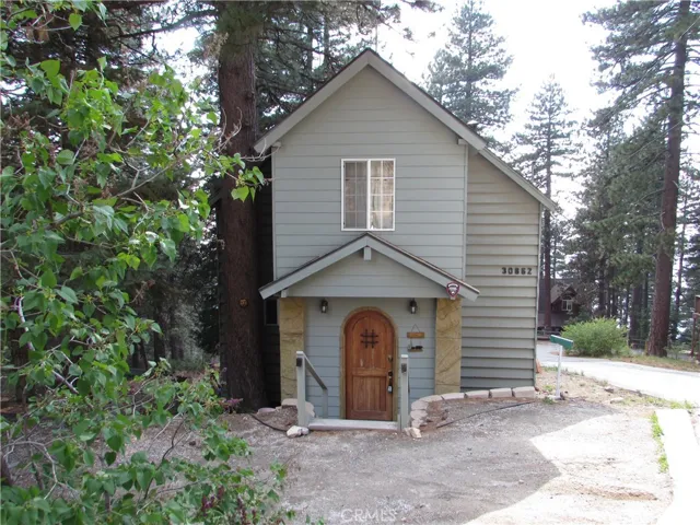 30862 Live Oak Drive, Running Springs, California 92382