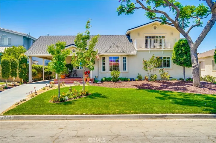 4729 Blackthorne Avenue, Long Beach, California 90808