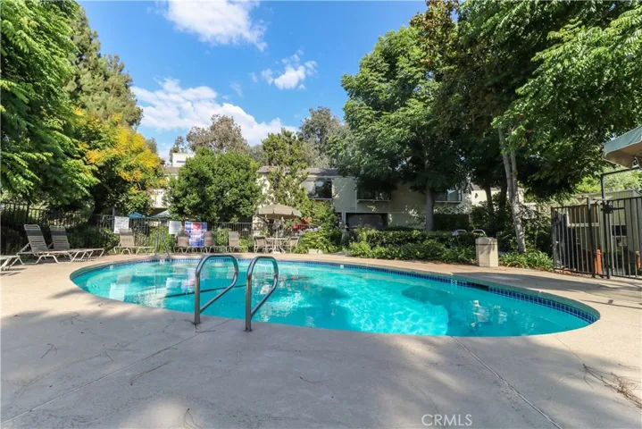 690 Sycamore Avenue, Claremont, California 91711