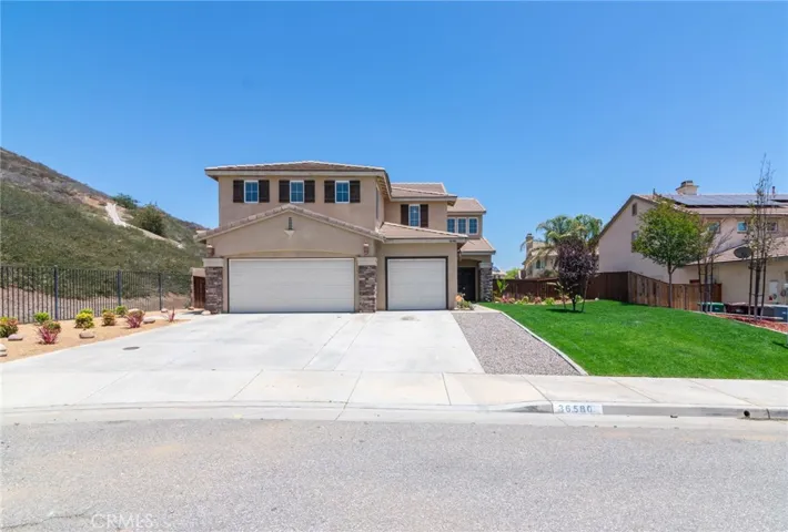 36580 W Hilltop Lane Lane W, Murrieta, California 92563