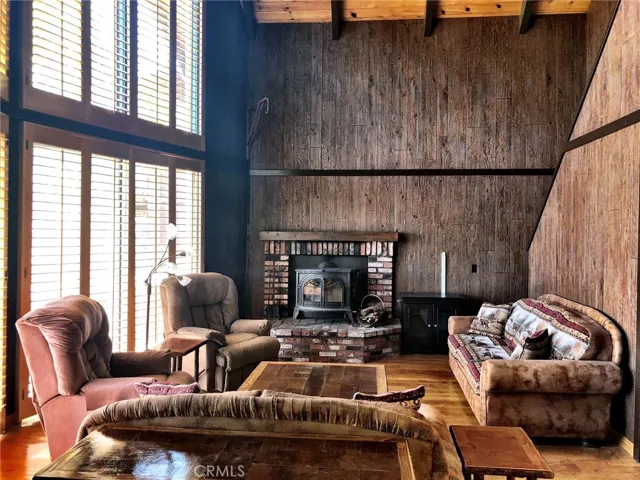 LIVING ROOM-MAIN HOUSE