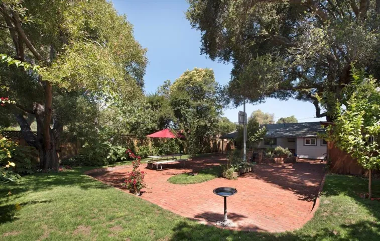 411 Grayson Court, Menlo Park, California 94025