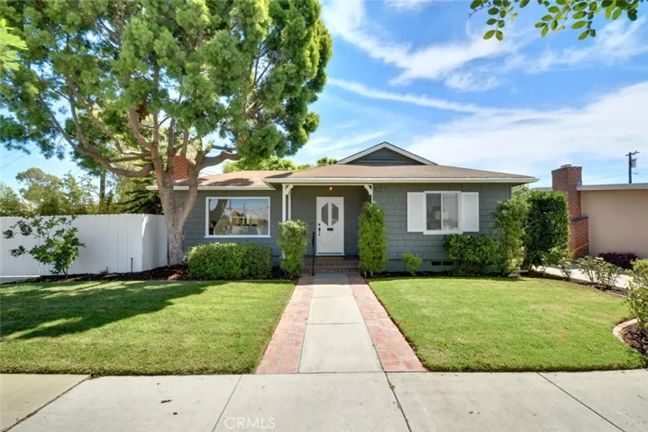 2670 Gondar Avenue, Long Beach, California 90815