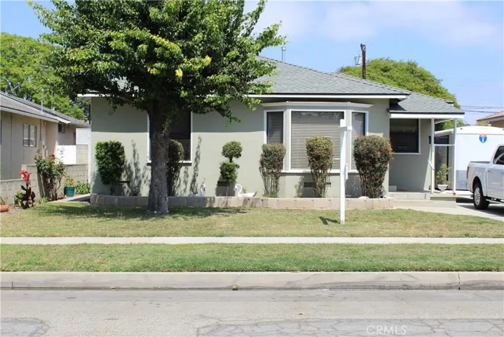 4738 Montair Avenue, Long Beach, California 90808