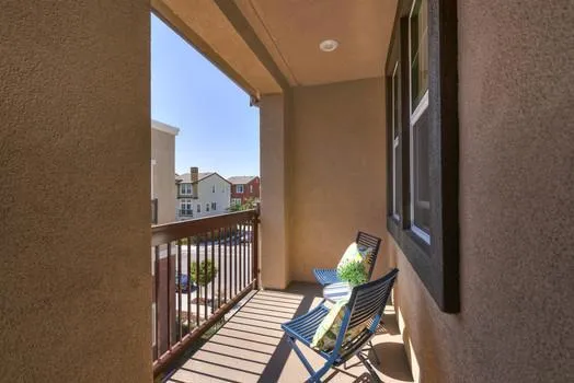 1033 Gabbiano Lane 3, San Jose, California 95131