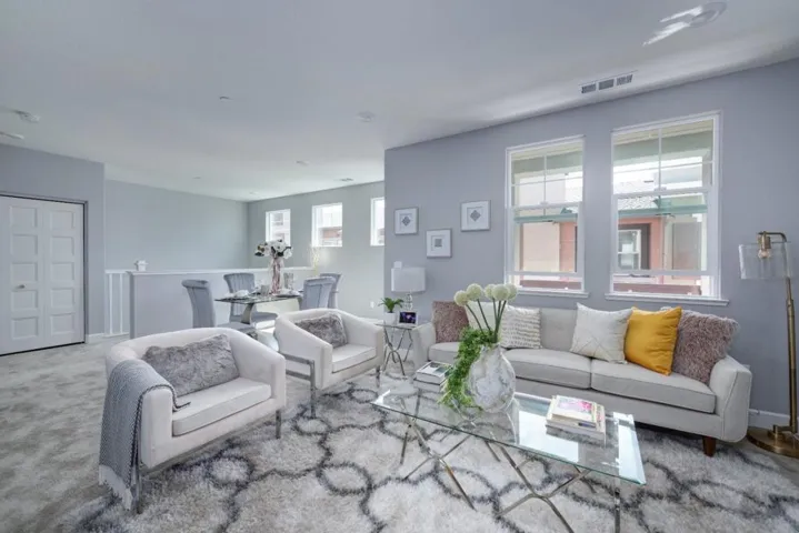 1033 Gabbiano Lane 3, San Jose, California 95131